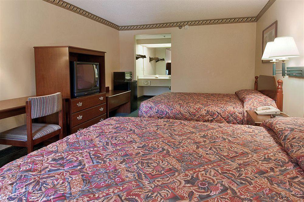 Days Inn - Chapel Hill Cameră foto