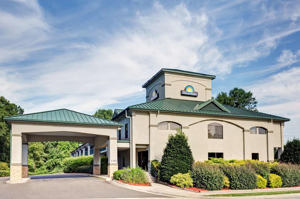 Days Inn - Chapel Hill Exterior foto